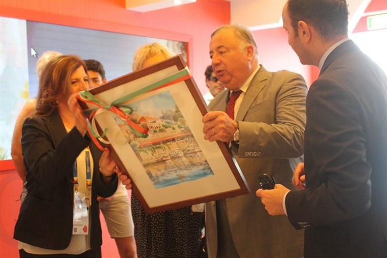 French delegation briefed on the activities of the Lebanese Pavilion at Expo Milano 2015 Exhibition